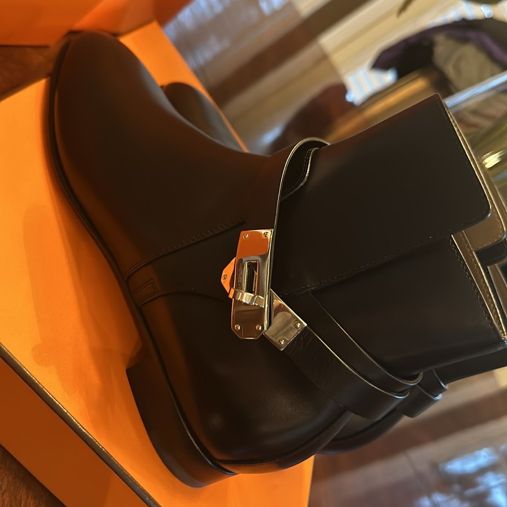 Hermes’ Neo Ankle Boot - Picture 11 of 13